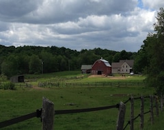 Toàn bộ căn nhà/căn hộ Cedar Ridge Farm - A 250 Year Old Farmhouse On 150 Acres (Potsdam, Hoa Kỳ)