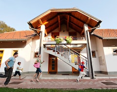 Otel Zeleni Gaj (Veržej, Slovenya)