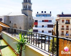 Entire House / Apartment La Encina Apartamento (Ponferrada, Spain)