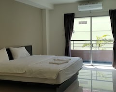 Hotel B Space Residence (Pattaya, Tajland)