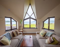 Tüm Ev/Apart Daire New Luxury 5 Beachside Lodge With Sauna - 4 Beds Ensuite - Spectacular Location (Portmagee, İrlanda)