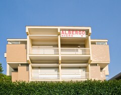 Khách sạn Nyers (Perugia, Ý)