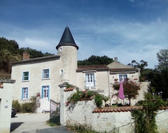 Gæstehus Manoir Le Cristal (Vendeuvre-du-Poitou, Frankrig)