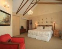 Hotel Acorn Guest House (George, South Africa)