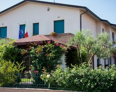Hotelli P&P Assisi Camere (Bastia Umbra, Italia)