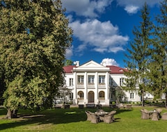 Hotel Palac Zegrzynski - Bungalows (Serock, Polen)