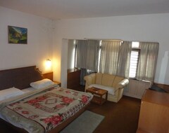 Khách sạn Nahar Residency Ooty (Udhagamandalam, Ấn Độ)