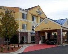 Khách sạn Comfort Inn & Suites Hillsville I-77 (Hillsville, Hoa Kỳ)