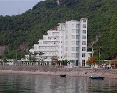 Khách sạn Cảng Hùng Long Cát Bà (Cát Bà, Việt Nam)