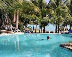 Cocos Hotel (Bolans, Antigua and Barbuda)