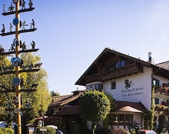 Khách sạn Land-gut-Hotel Landgasthof Zum Schildhauer (Halfing, Đức)