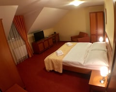 Hotel Wild Park (Veľká Lomnica, Eslovaquia)