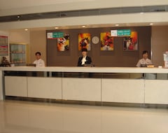 Otel Jinjiang Inn (Zhangjiajie) (Zhangjiajie, Çin)