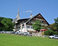 Hotelli Kirchenwirt (Gosau, Itävalta)