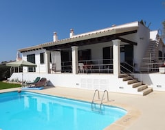 Tüm Ev/Apart Daire Big Summerhouse new with Sea Views walking distance to the beach (Sant Lluis, İspanya)