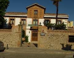 Khách sạn Posada Villa Maria (La Adrada, Tây Ban Nha)