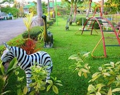 Phuphan Park Hotel (Sakhon Nakhon, Tailandia)