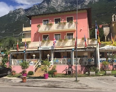 Khách sạn Vela Azzurra (Malcesine, Ý)
