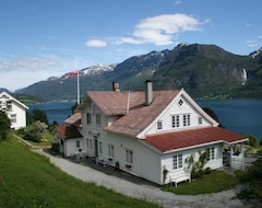Hotel Nes Gard (Luster, Norveška)