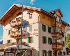 Hotel Villa Alpina (Cortina d'Ampezzo, Italy)