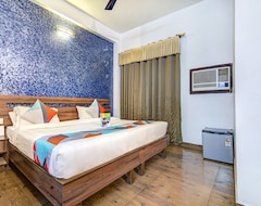 Hotel FabExpress Global Inn Charbagh (Lucknow, India)