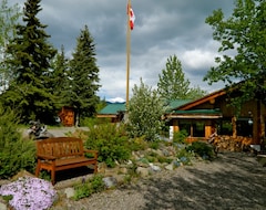 Khách sạn Logpile Lodge (Smithers, Canada)