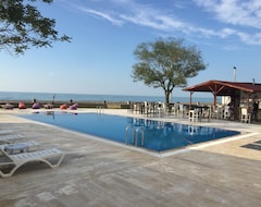 Hotel Parla Beach Club Otel (Akçakoca, Turkey)