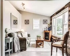 Koko talo/asunto Couples Getaway Charming Cottage W/ King Bed, Ac And Lake Access! (Lexington, Amerikan Yhdysvallat)