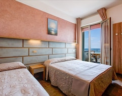Hotel Splendid (Gatteo, Italy)