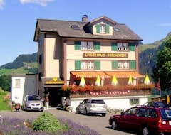 Hotel Gasthaus Hirschen (Oberiberg, Švicarska)