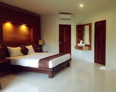 Hotel Lanta Intanin Resort (Koh Lanta City, Tailandia)