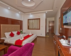 Khách sạn Apple Crescent Resort (Manali, Ấn Độ)