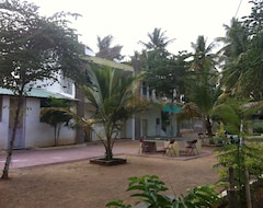 Khách sạn Holiy day in VGF Farm House (Salem, Ấn Độ)