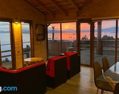 Entire House / Apartment Cabanas M&m (Quellón, Chile)