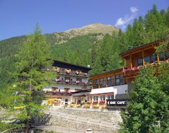 Khách sạn Hotel Zebru (Sulden am Ortler, Ý)