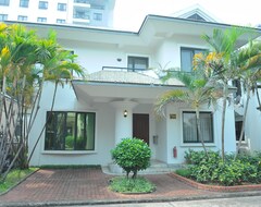 Căn hộ có phục vụ Coco Flower Village Serviced Apartment (Hà Nội, Việt Nam)