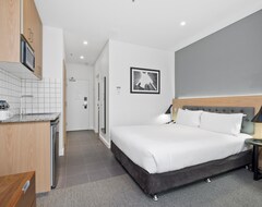 Hotel All Suites Perth (Perth, Australia)