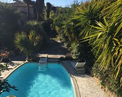 Cijela kuća/apartman Very Nice T2 In A Private Villa With Pool And Garden (Afa, Francuska)
