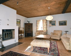 Koko talo/asunto 5 Bedroom Accommodation In Tidaholm (Tidaholm, Ruotsi)