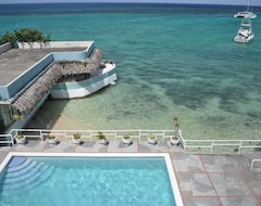 Khách sạn Ocean Palms (Ocho Rios, Jamaica)