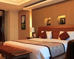 Hotel Grand Surya Kediri (Kediri, Indonesia)