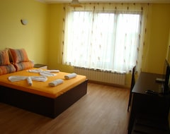 Otel Guesthouse Toni (Svilengrad, Bulgaristan)