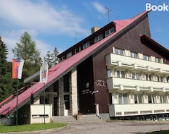 Khách sạn Chata Tale - Dom Horskej Sluby (Brezno, Slovakia)