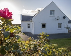 Tüm Ev/Apart Daire Modern Cottage With Scenic Atlantic Views, Adjacent To Lahinch, Liscannor (Liscannor, İrlanda)