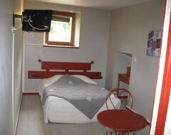 Hotelli Le Moulin D'Onclaire Camping Et Chambres D'Hotes (Coux, Ranska)