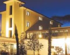 Khách sạn Hotel Barbieri (Altomonte, Ý)