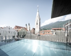 Khách sạn ADLER Historic Guesthouse (Brixen, Ý)
