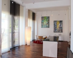 Tüm Ev/Apart Daire This Loft Is At The Center Of Lausanne, 100 Meters From Railway Station (Lausanne, İsviçre)