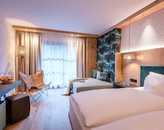 Khách sạn Quality Hosts Arlberg Hotel Zur Pfeffermuhle (St. Anton am Arlberg, Áo)