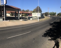 Khách sạn Countryman Motor Inn Cowra (Cowra, Úc)